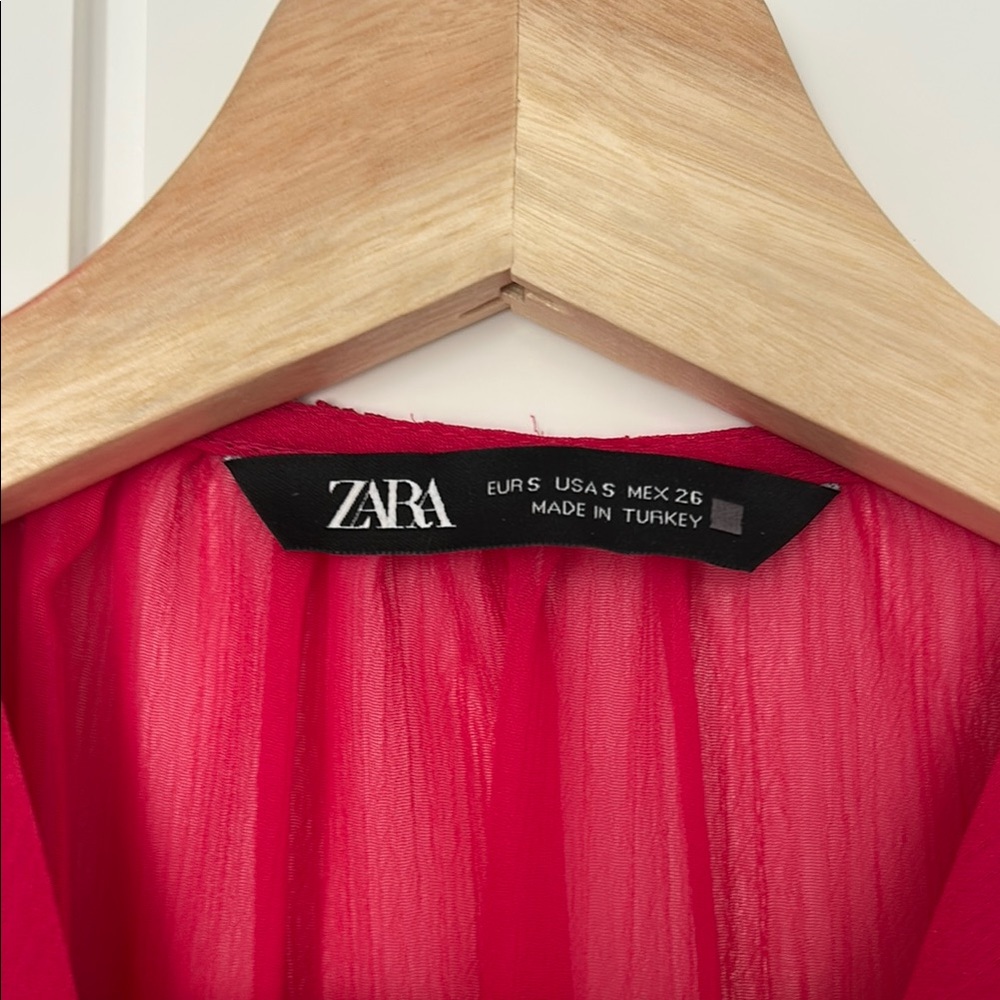 Zara Women's Pink Ruffle Top - Picture 2 of 2